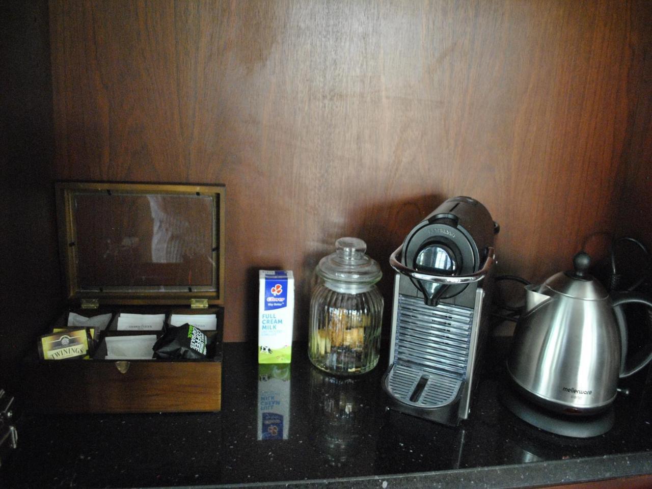 Bed and Breakfast Doveton House Йоганнесбурґ Екстер'єр фото