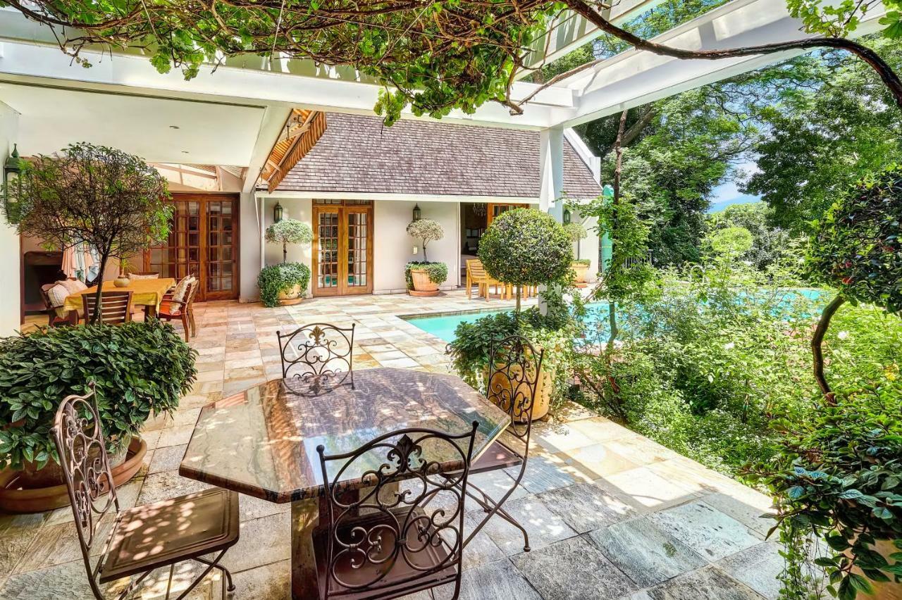 Bed and Breakfast Doveton House Йоганнесбурґ Екстер'єр фото