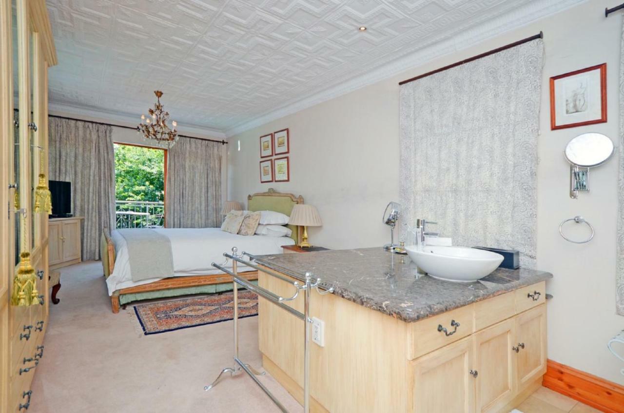 Bed and Breakfast Doveton House Йоганнесбурґ Екстер'єр фото